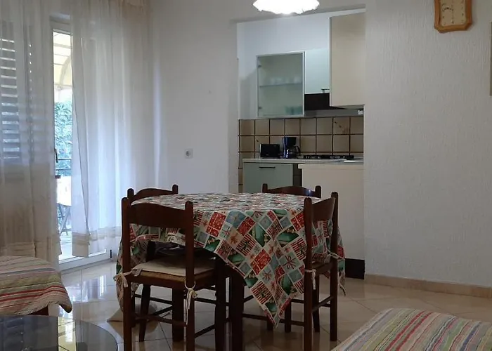 Clara Apartman Porec